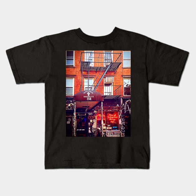 Williamsburg, Brooklyn, NYC Kids T-Shirt by eleonoraingrid